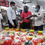 தஞ்சாவூர் பூம்புகார் விற்பனை நிலையத்தில் பாரம்பரிய கைவினைப் பொருள் கண்காட்சி