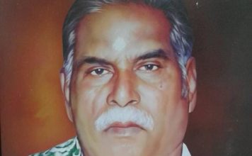 தஞ்சாவூரில் தமிழக வரலாற்றில் முதன்முறையாக கல்லூரி முதல்வருக்கு முழுஉருவச்சிலை, மாணாக்கர்கள் ஏற்பாடு.