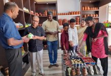 தஞ்சாவூரில் முதல் முறையாக சுடுமண் கைவினை பொருட்கள் கண்காட்சி