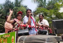 அதிமுக வேட்பாளருக்கு ஆதரவாக முன்னாள் மேயர் தீவிர பிரசாரம்