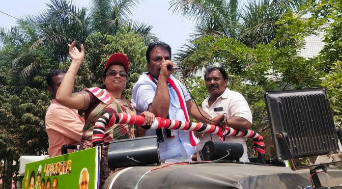 அதிமுக வேட்பாளருக்கு ஆதரவாக முன்னாள் மேயர் தீவிர பிரசாரம்