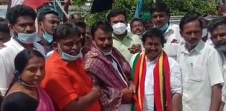 தஞ்சையில் அதிமுக, தேமுதிக இணைந்த கைகள்