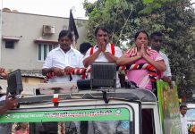 நலத்திட்டங்கள் தொடர இரட்டை இலை சின்னத்திற்கு வாக்களியுங்கள் அதிமுக வேட்பாளர் பிரச்சாரம்