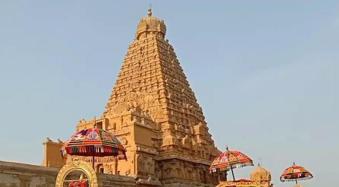 தஞ்சாவூர் பெரியகோவிலில் சித்திரை திருவிழா தேரோட்டம்