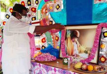 முன்னாள் முதல்வர் கருணாநிதி பிறந்தநாள் விழா எம்பி பழநிமாணிக்கம் மலர்தூவி மரியாதை