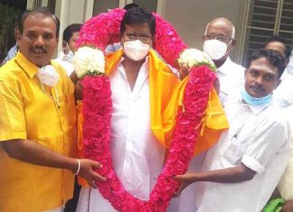 தஞ்சாவூரில் மனிதநேய பண்பாளர் வழக்கறிஞர் எஸ்.எஸ்.ராஜ்குமார் பிறந்தநாள் விழா நலத்திட்ட உதவிகள் வழங்கி திமுகவினர் கொண்டாட்டம்.