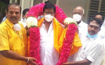 தஞ்சாவூரில் மனிதநேய பண்பாளர் வழக்கறிஞர் எஸ்.எஸ்.ராஜ்குமார் பிறந்தநாள் விழா நலத்திட்ட உதவிகள் வழங்கி திமுகவினர் கொண்டாட்டம்.