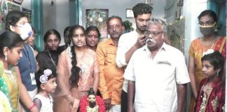 திருவள்ளுவருக்கு மரியாதை செலுத்தி பிறந்த நாள் கொண்டாடிய குடும்பத்தினர்