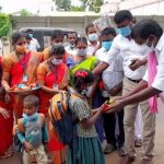 தஞ்சாவூரில் பள்ளி மாணவர்களுக்கு உற்சாக வரவேற்பு, ஆர்வத்துடன் பள்ளி மாணவர்கள் வருகை