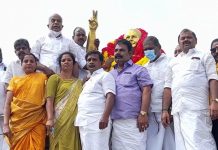 முன்னாள் முதல்வர் ஜெயலலிதா பிறந்தநாள் விழா, தஞ்சாவூரில் அதிமுகவினர் மாலை அணிவித்து மரியாதை