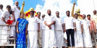 தஞ்சாவூரில் முன்னாள் முதல்வர் ஜெயலலிதாவின் பிறந்தநாள் விழா, உருவச்சிலைக்கு அதிமுகவினர் மாலை அணிவித்து மரியாதை