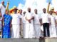 தஞ்சாவூரில் முன்னாள் முதல்வர் ஜெயலலிதாவின் பிறந்தநாள் விழா, உருவச்சிலைக்கு அதிமுகவினர் மாலை அணிவித்து மரியாதை