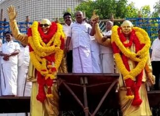 தஞ்சாவூரில் முன்னாள் முதல்வர் கருணாநிதியின் பிறந்தநாளை முன்னிட்டு பேரறிஞர் அண்ணா, கருணாநிதி உருவ சிலைகளுக்கு திமுகவினர் மாலை அணிவித்து மரியாதை