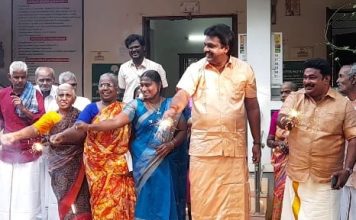 தஞ்சாவூரில் ஆதரவற்ற முதியோர் இல்லத்தில் தீபாவளி கொண்டாடிய எம்எல்ஏ மற்றும் மேயர், முதியோர்கள் நெகிழ்ச்சி