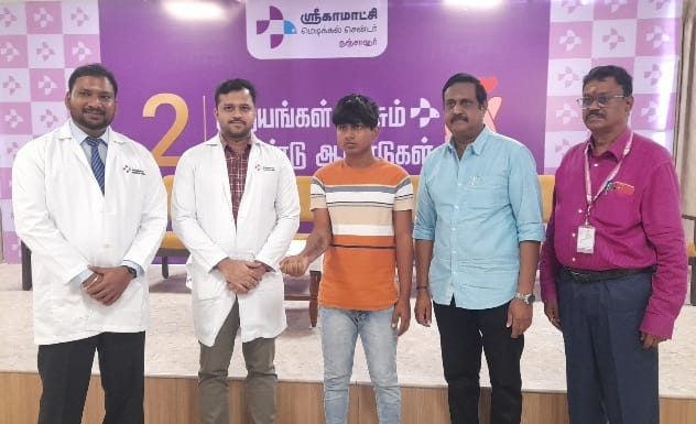 இயந்திரத்தில் சிக்கி சிதைந்த வாலிபரின் கையினை அறுவை சிகிச்சை செய்து மருத்துவர்கள் சாதனை