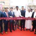 தஞ்சாவூரில் ஜோயாலுக்காஸ் ஷோரூம் 2வது கிளை திறப்பு, வாடிக்கையாளர்கள் மகிழ்ச்சி