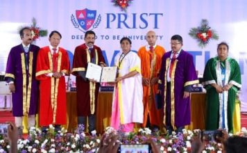 இந்தியாவில் மற்ற மாநிலங்களை காட்டிலும் தமிழ்நாட்டில் வரி செலுத்த வேண்டும் என்ற ஆர்வத்தில் நிறைய பேர் உள்ளனர் என வருமான வரித்துறை கூடுதல் ஆணையர் தேவேந்திர பூபதி தகவல்